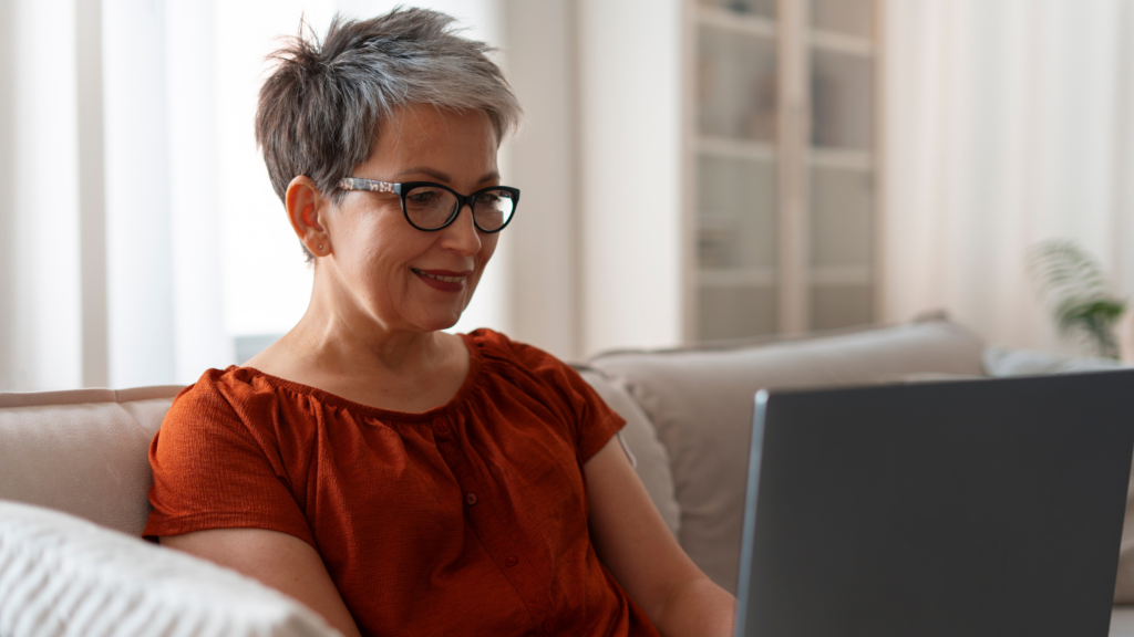 Woman sitting at her laptop